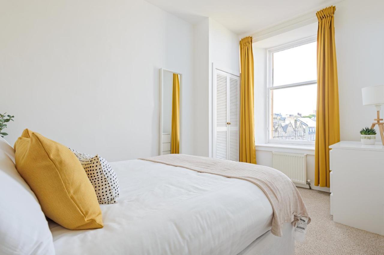 The West Bow View Apartment Edimburgo Esterno foto
