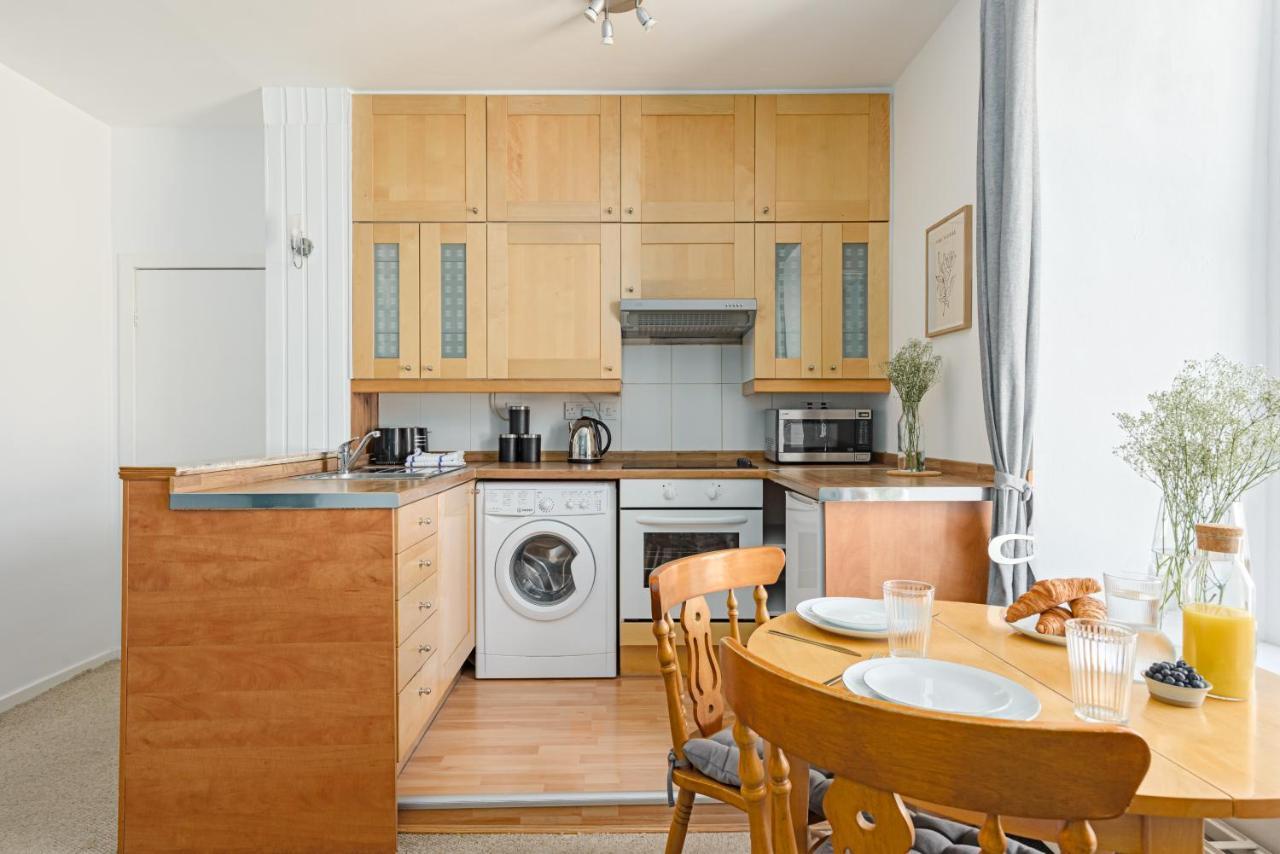 The West Bow View Apartment Edimburgo Esterno foto